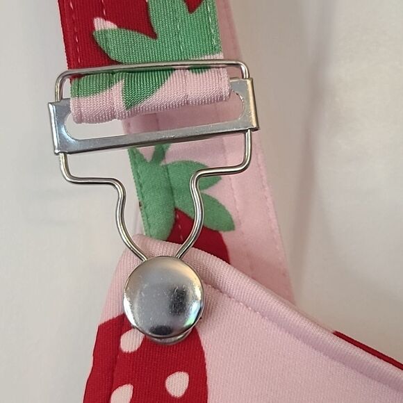 Hot Topic Pink Red Green Novelty Strawberry Print Overalls Shortalls Size M - Picture 6 of 14